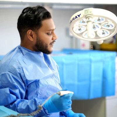 Dr Manish Mittal, London